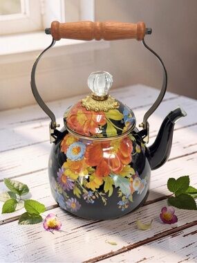 New MacKenzie-Childs Flower Market 2-Quart Tea Kettle in Black